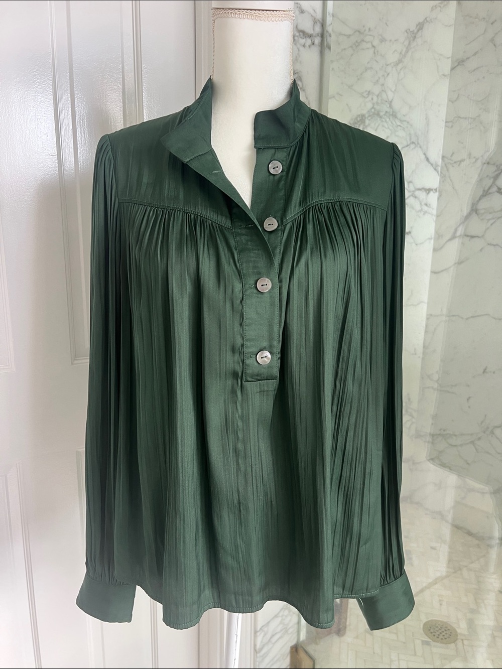Anthropologie Emerald Green Pleated Button-Front Blouse M - Picture 2 of 7